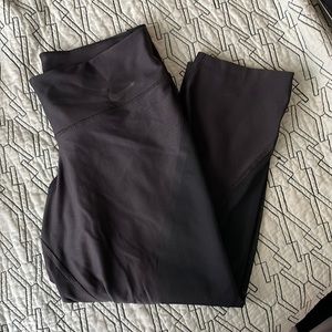 Nike Dri-Fit Workout Capri Legging